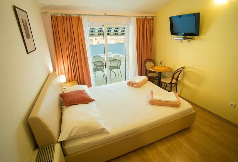 استودیو استاندارد با بالکن, Aparthotel Pecic