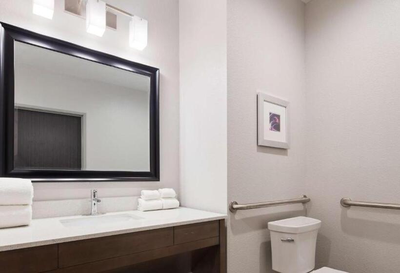 سوئیت برای معلولان, Best Western Plus Buda Austin Inn & Suites