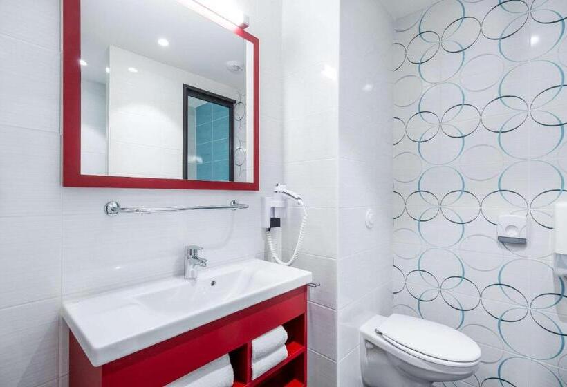 اتاق استاندارد, Brit Hotel Privilège Figeac