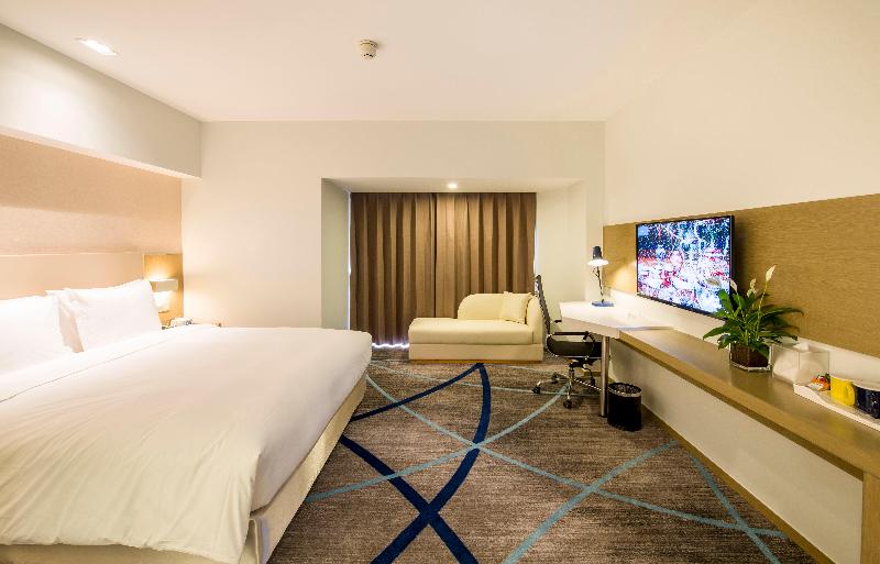 اتاق استاندارد با تخت بزرگ, Holiday Inn Express Chengde Downtown, An Ihg