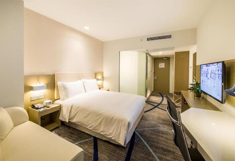 اتاق استاندارد با تخت بزرگ, Holiday Inn Express Chengde Downtown, An Ihg