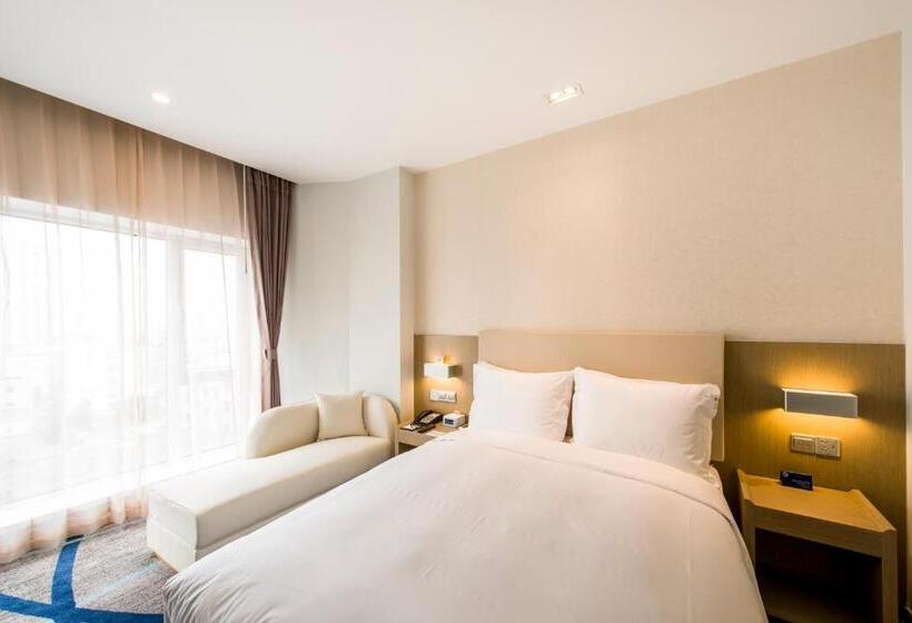 اتاق استاندارد با تخت بزرگ, Holiday Inn Express Chengde Downtown, An Ihg