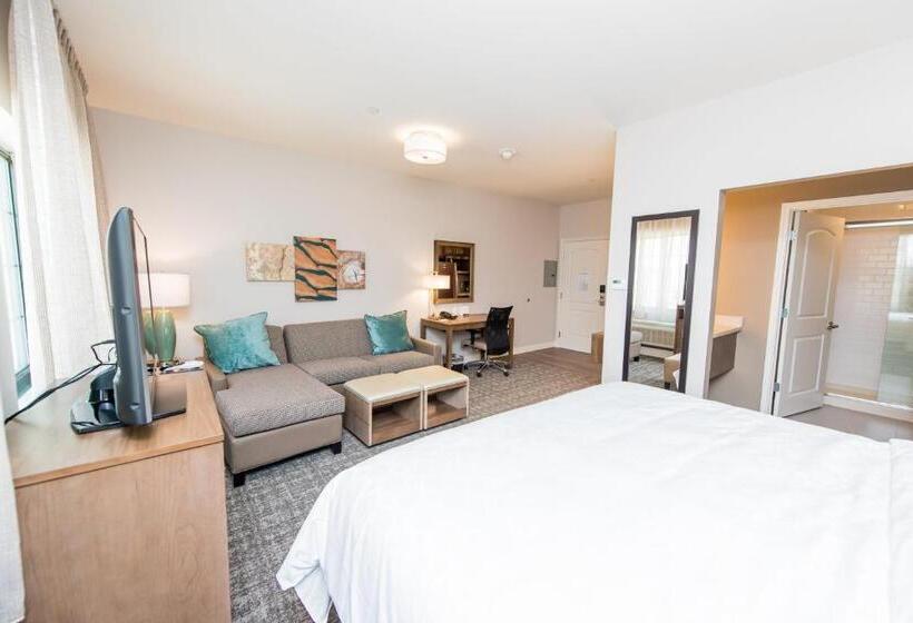 Deluxe Suite King Bed, Staybridge Suites Houston   Humble Beltway 8 E, An Ihg
