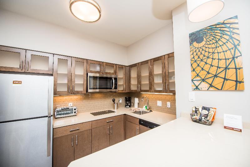 سوئیت 2 خوابه, Staybridge Suites Houston   Humble Beltway 8 E, An Ihg