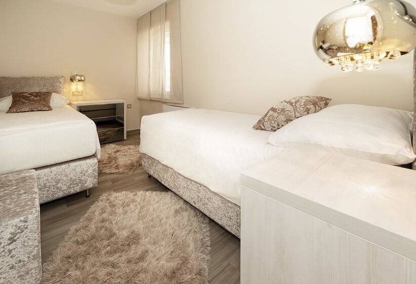 سوییت لوکس, Vila Rova