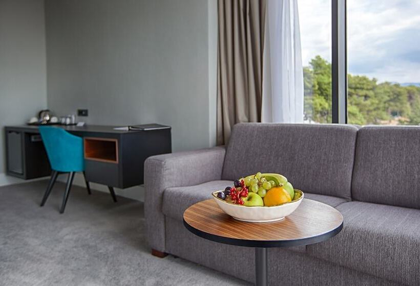 Senior Suite mit Meerblick, Marvie Hotel & Health