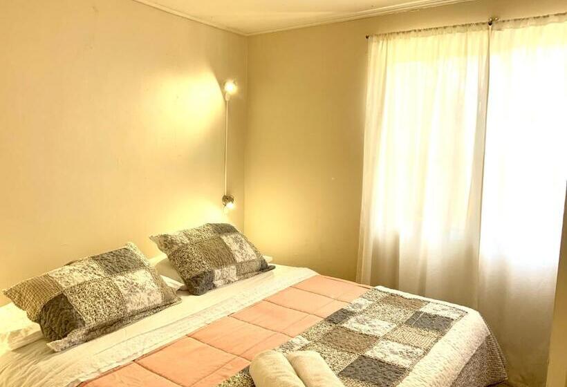 Standard room with outdoor bath, Hostal Playa Peñuelas