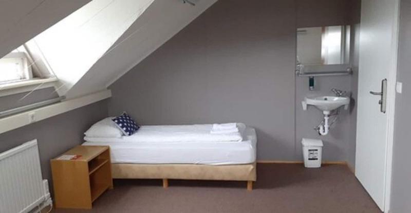 اتاق استاندارد سه تخته با سرویس بهداشتی مشترک, North Star Guesthouse Olafsvik