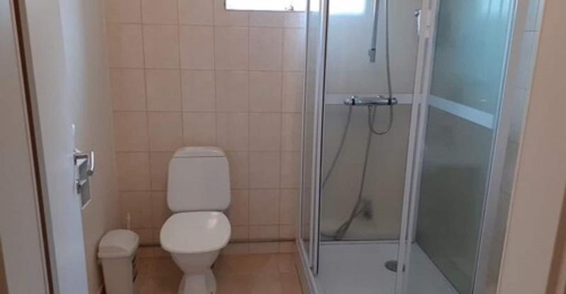 اتاق استاندارد با سرویس بهداشتی مشترک, North Star Guesthouse Olafsvik