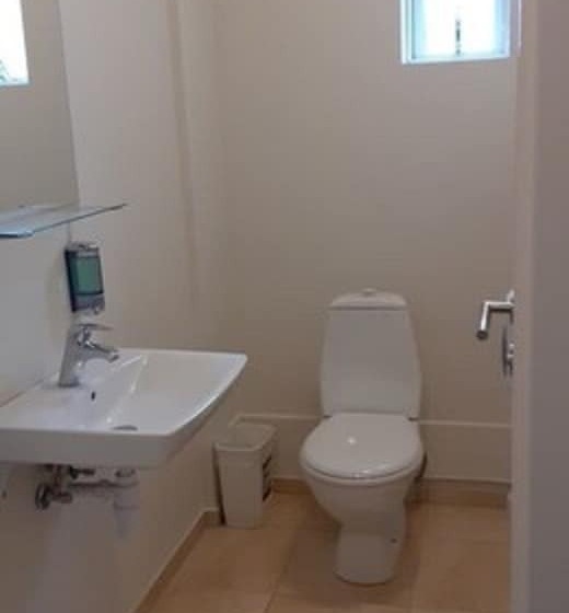 اتاق استاندارد سه تخته با سرویس بهداشتی مشترک, North Star Guesthouse Olafsvik