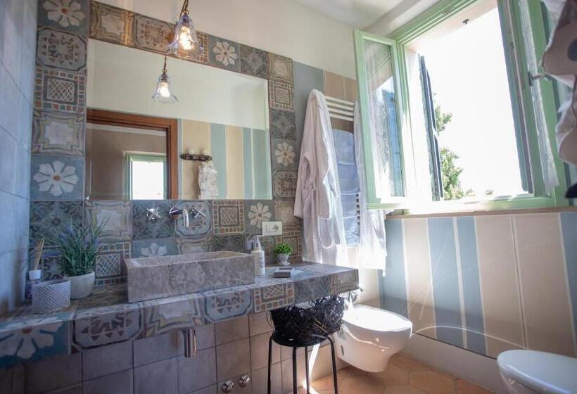اتاق لوکس, Locanda Antico Casale Cesenatico