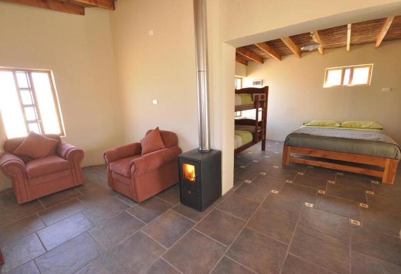 بانگلوی استاندارد, Hostal Y Cabañas Renta House San Pedro