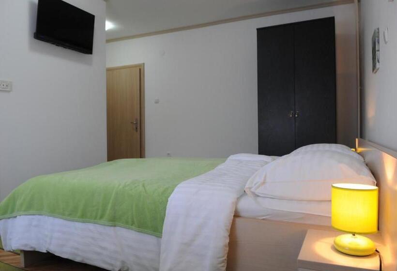اتاق استاندارد, Rooms Stella