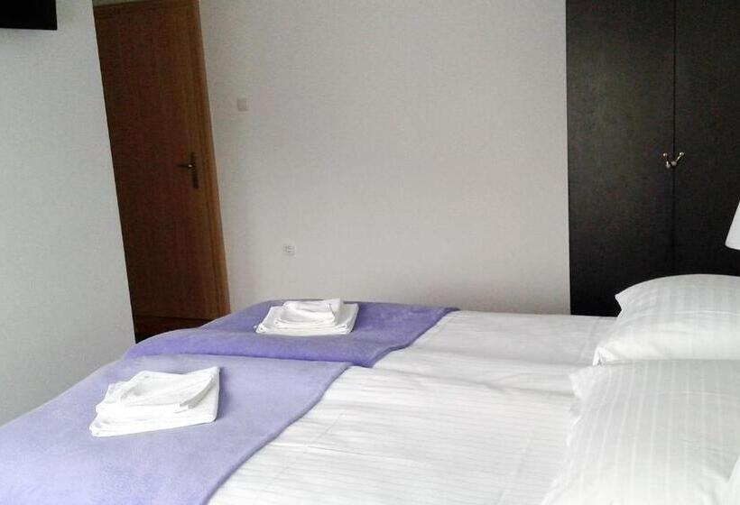 اتاق استاندارد, Rooms Stella