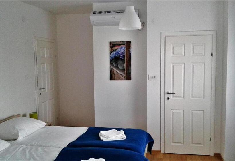 اتاق لوکس, Rooms Stella