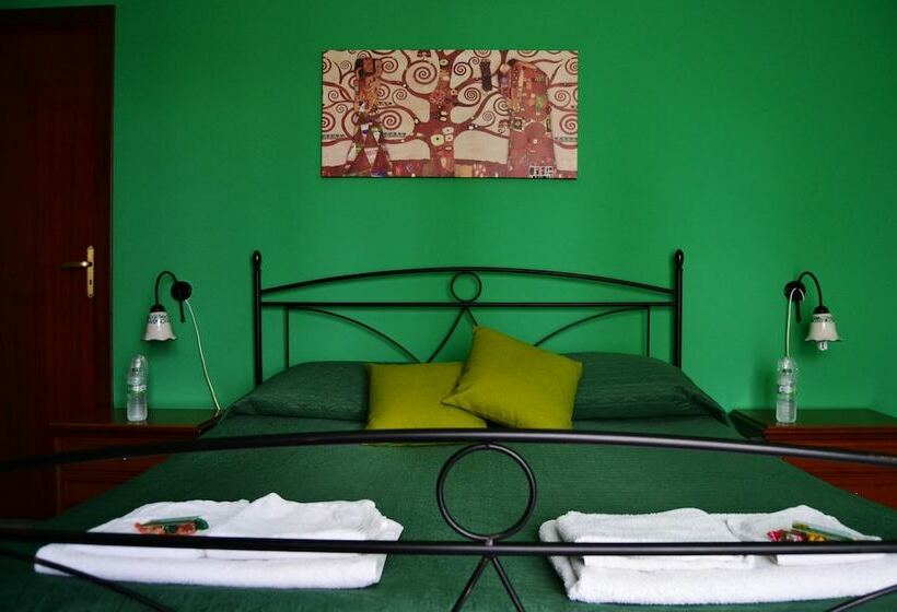 اتاق استاندارد سه نفره, Bed & Breakfast S. Elia