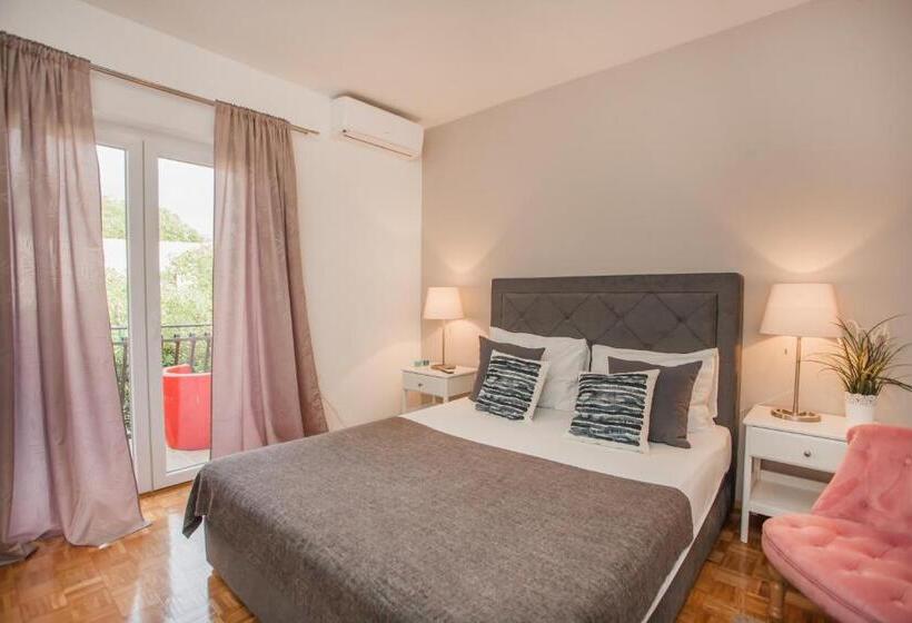 اتاق استاندارد, Hostel Splendido