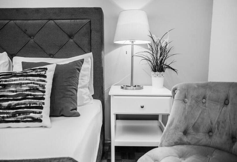اتاق استاندارد, Hostel Splendido