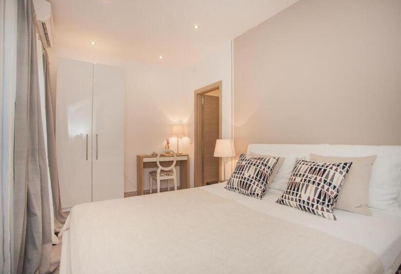 اتاق لوکس, Hostel Splendido