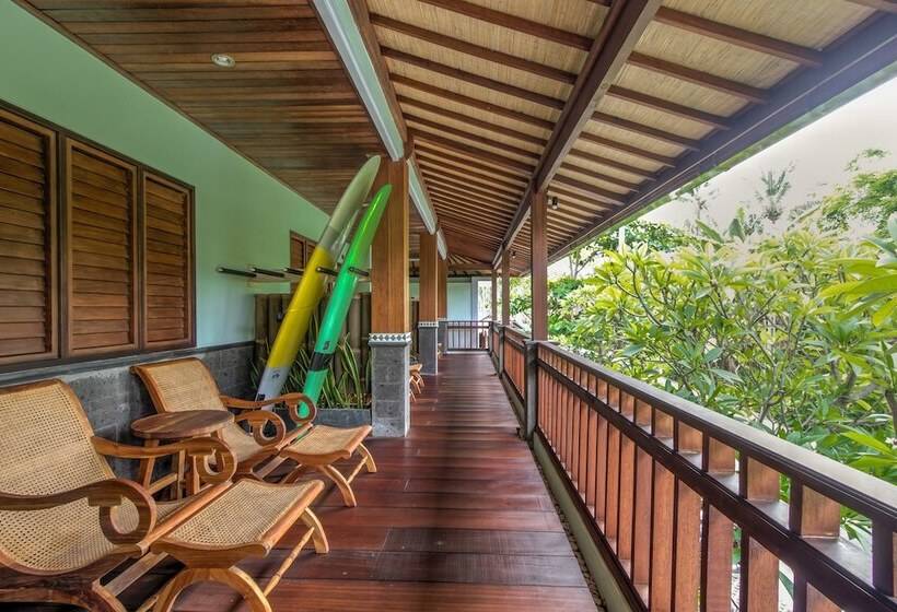 اتاق لوکس با چشم‌انداز دریا, The Point Surfcamp Bali