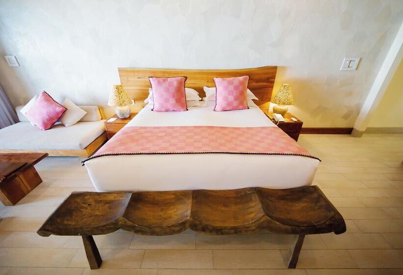 اتاق لوکس با چشم‌انداز دریا, The Point Surfcamp Bali