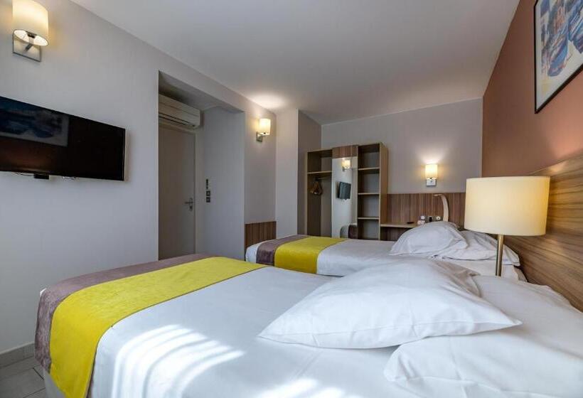 Апартаменты 3 Спальни, Residence De Tourisme Ajaccio Amiraute
