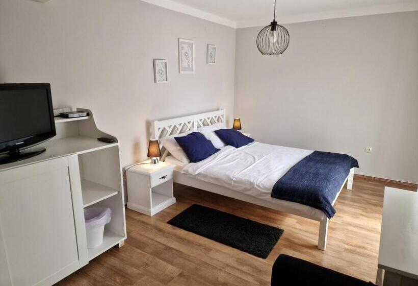 标准间带阳台, Guesthouse Barica