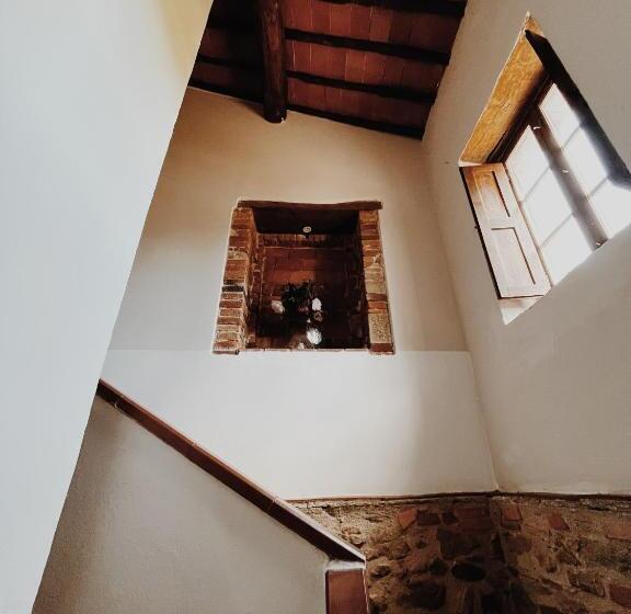 سوییت با چشم‌انداز باغ, Villa La Selva Wine Resort