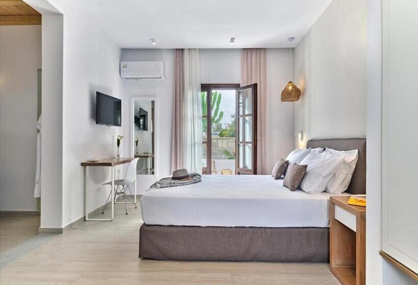 سوئیت با وان آب گرم, Aella Residence