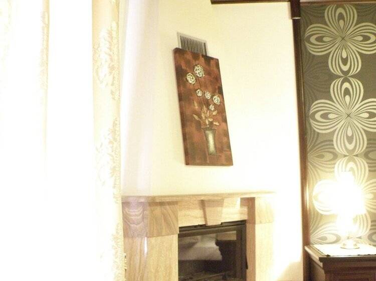 스탠다드 트리플 룸, Guesthouse Iridanos