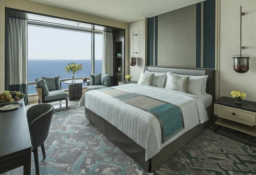 اتاق لوکس با چشم‌انداز دریا, Shangrila Colombo