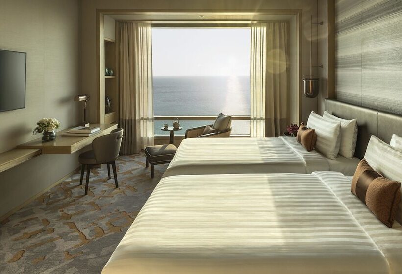 اتاق لوکس با چشم‌انداز دریا, Shangrila Colombo