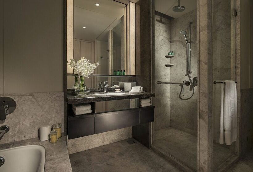 اتاق لوکس با چشم‌انداز دریاچه, Shangrila Colombo