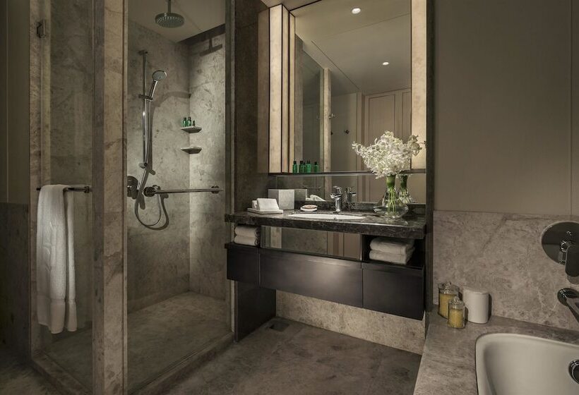 اتاق پریمیوم با بالکن, Shangrila Colombo