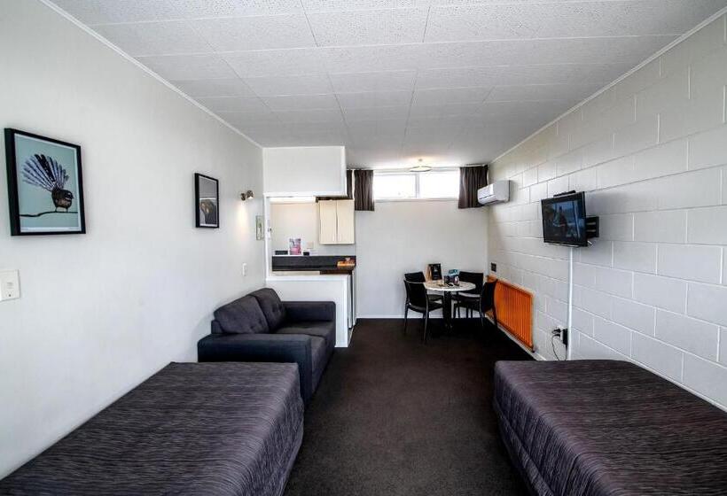 آپارتمان 1 خوابه, Aura Accommodation