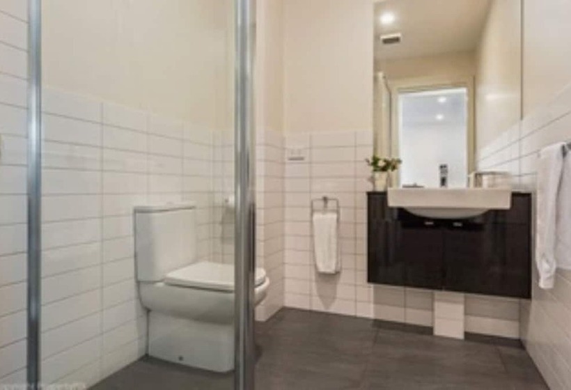 آپارتمان 2 خوابه, 110 Hampden Apartments