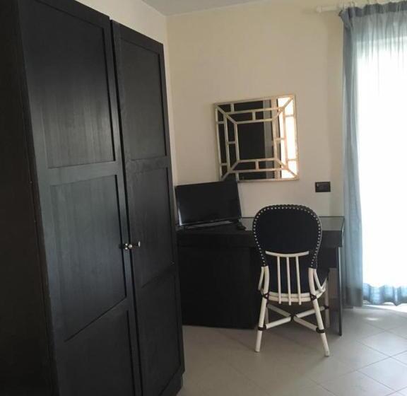 استودیوی استاندارد, Baia Dei Delfini