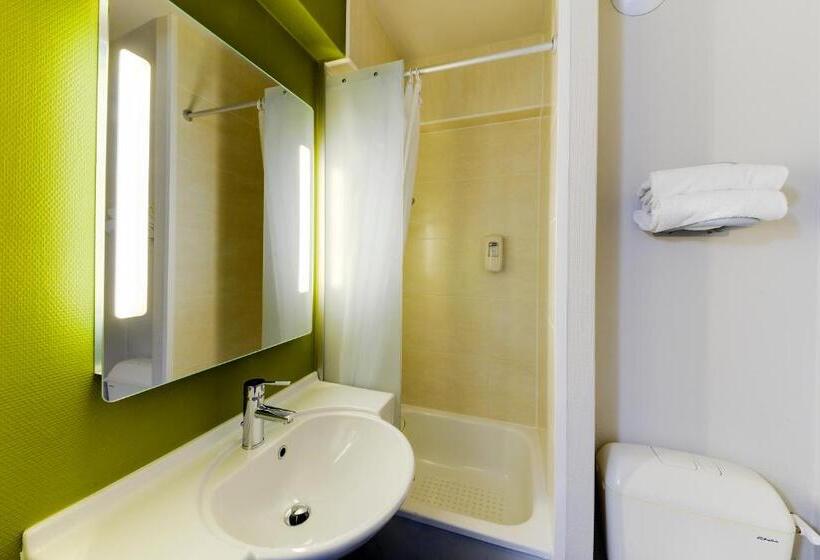 اتاق استاندارد چهار تخته, B&b Hotel Nantes Aéroport