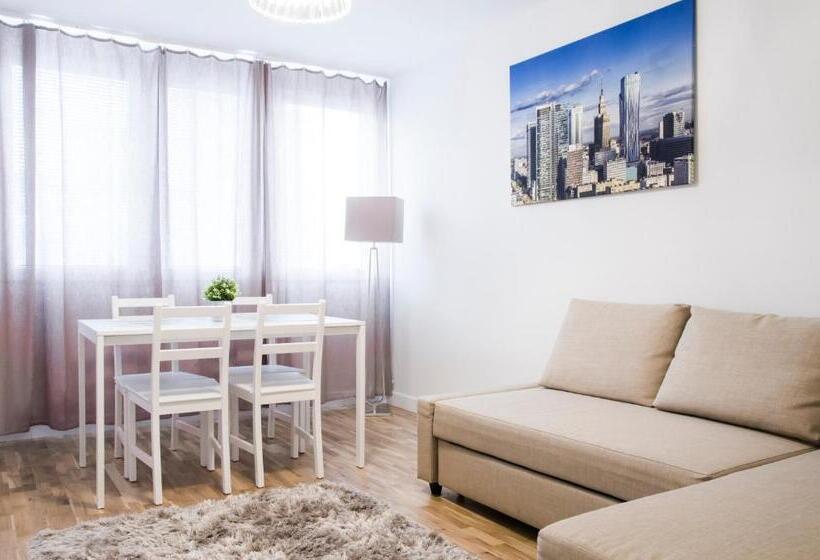 آپارتمان 1 خوابه با بالکن, Hosapartments City Center