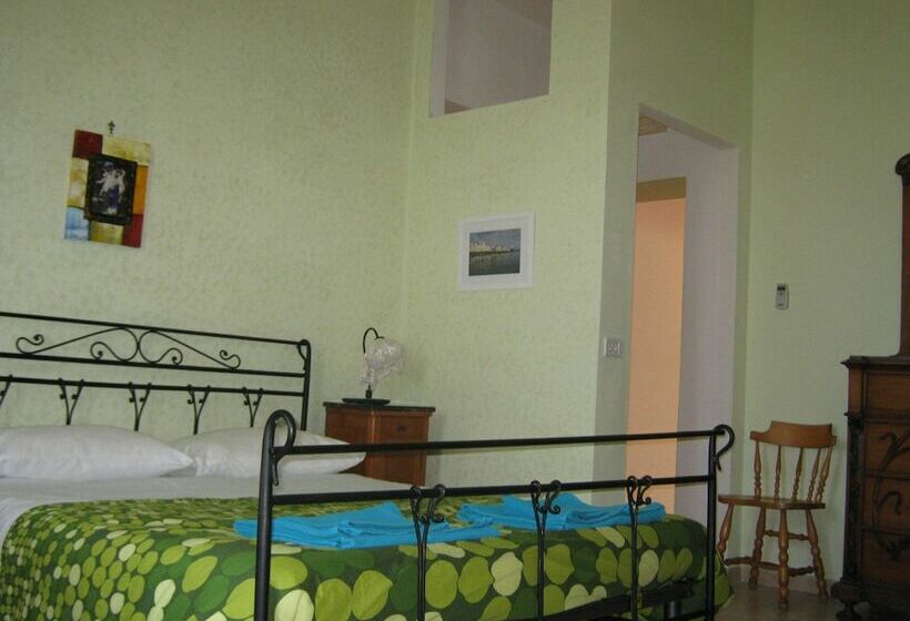 اتاق استاندارد, B&b Mare Di S. Lucia