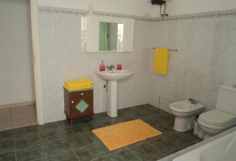 اتاق استاندارد با چشم‌انداز دریا, B&b Mare Di S. Lucia