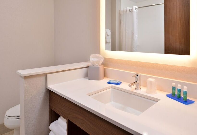 سوییت, Holiday Inn Express   Early, An Ihg