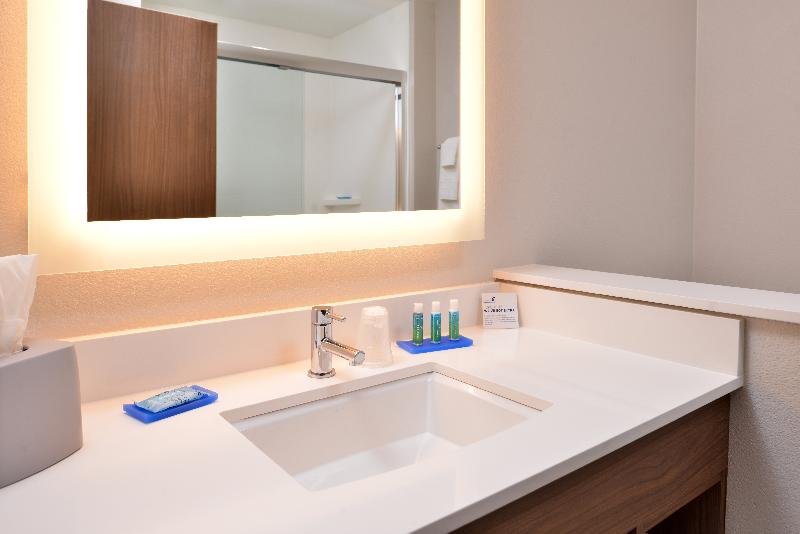 اتاق استاندارد, Holiday Inn Express   Early, An Ihg