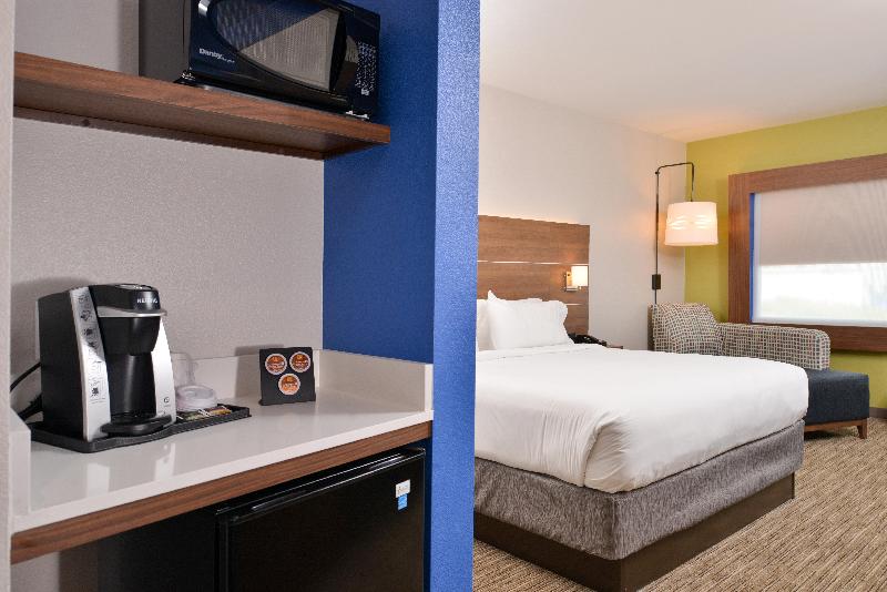 اتاق استاندارد با تخت بزرگ, Holiday Inn Express   Early, An Ihg