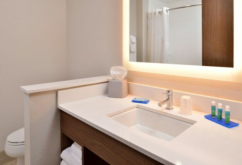سوییت, Holiday Inn Express   Early, An Ihg