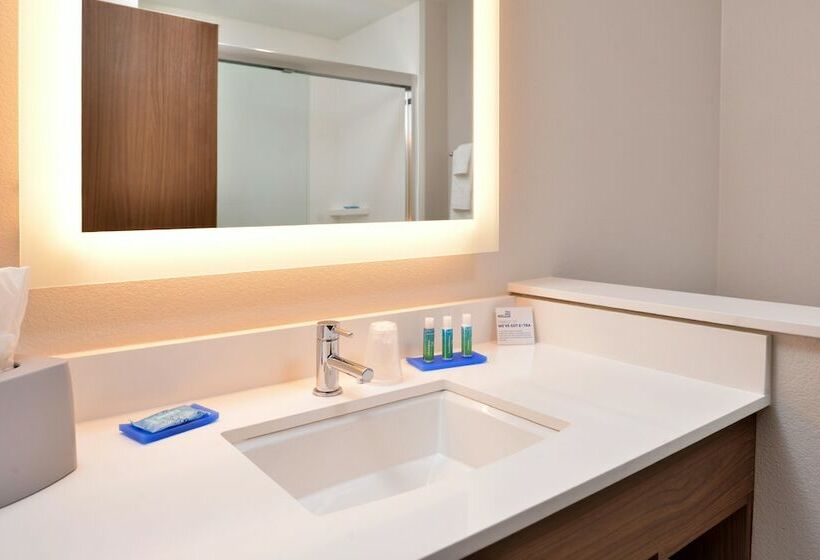 سوییت, Holiday Inn Express   Early, An Ihg