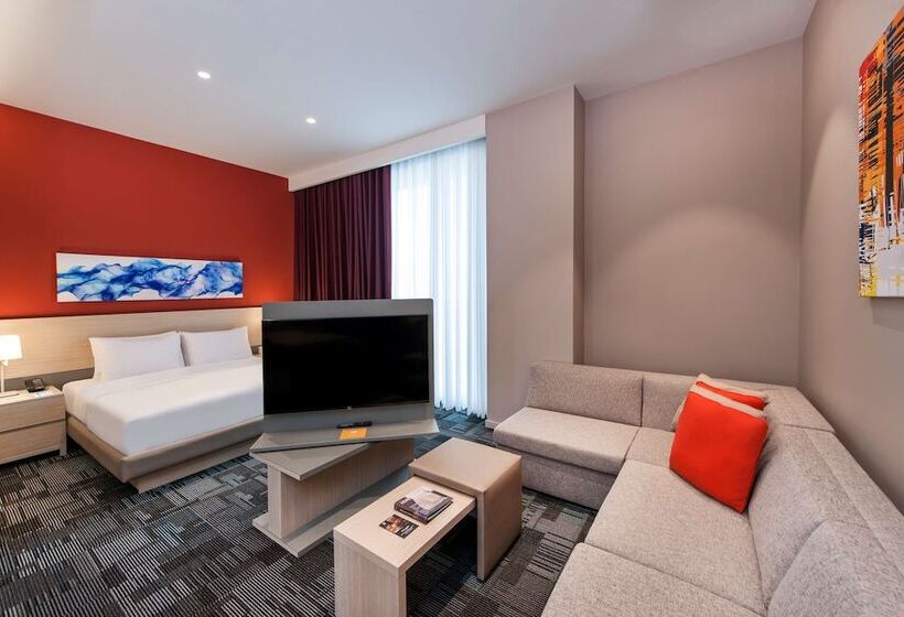 اتاق استاندارد با تخت دوبل و چشم‌انداز دریا, Hyatt House Gebze