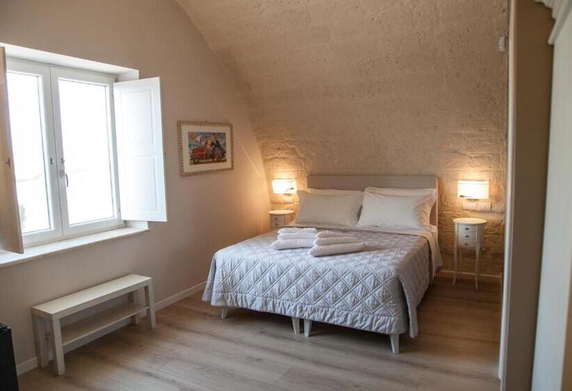 اتاق سوپریور, Tenuta Danesi