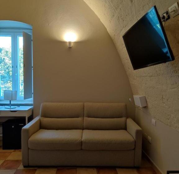 اتاق لوکس, Tenuta Danesi