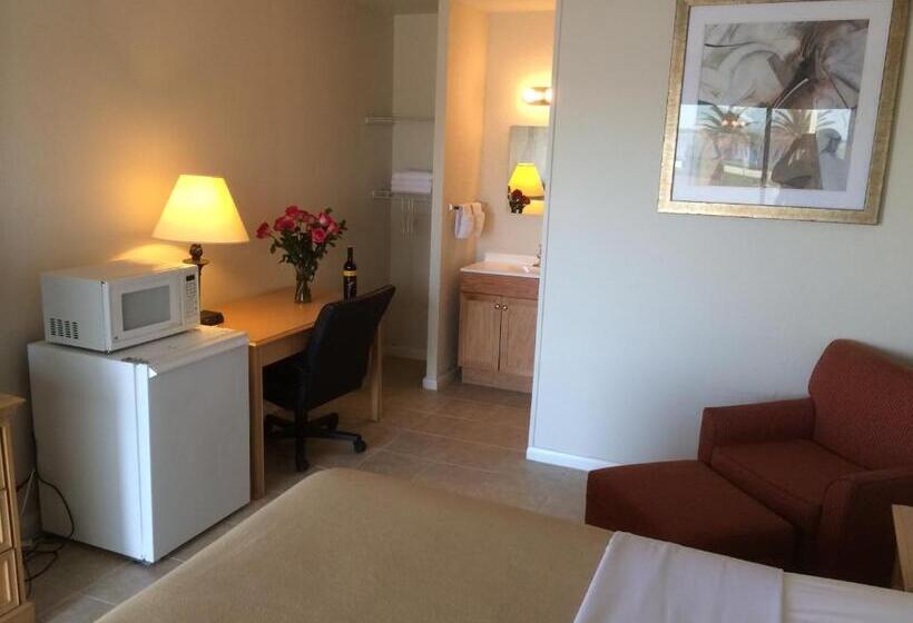 اتاق استاندارد با تخت بزرگ, Lakeview Motel